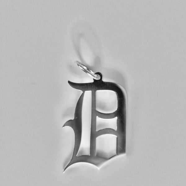 D OLD ENGLISH INITIAL - 1"