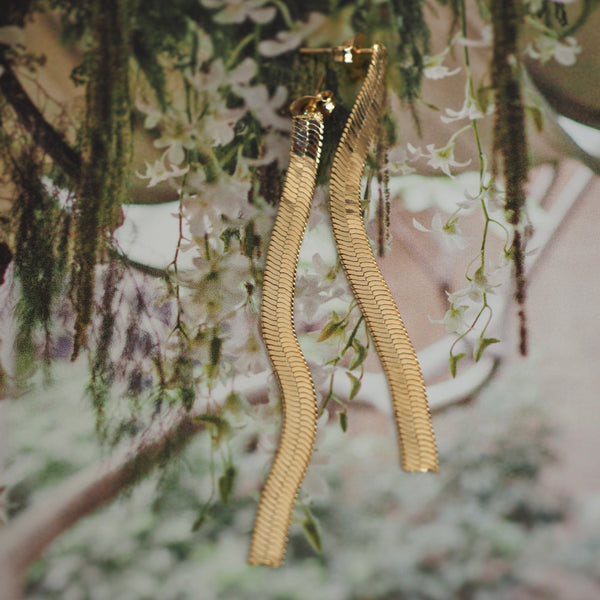 MIA MESH DROP EARRINGS