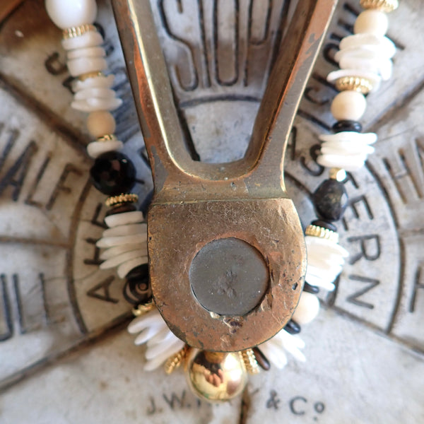 CHEYENNE BEADED NECKLACE