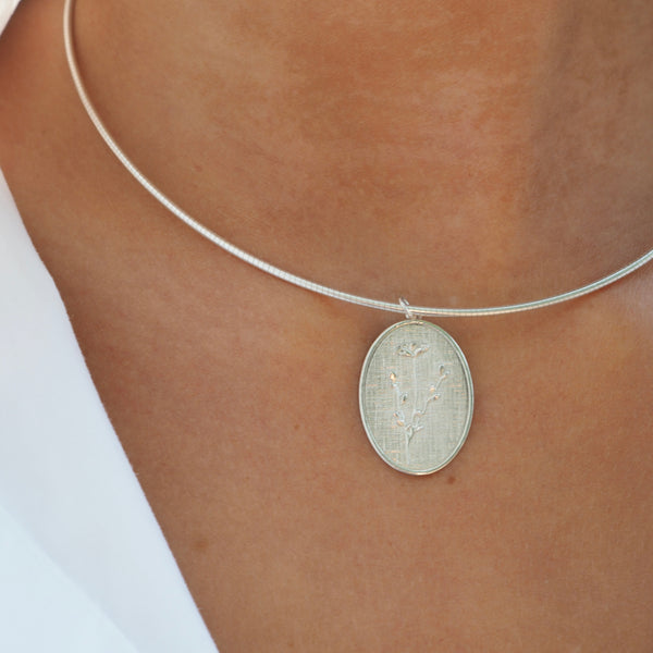 ANNA J FLORAL  OVAL PENDANT