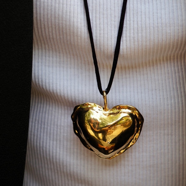 ALEXANDRA PUFFED HEART NECKLACE