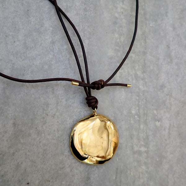 ALEXIS WC STATEMENT  DISC NECKLACE