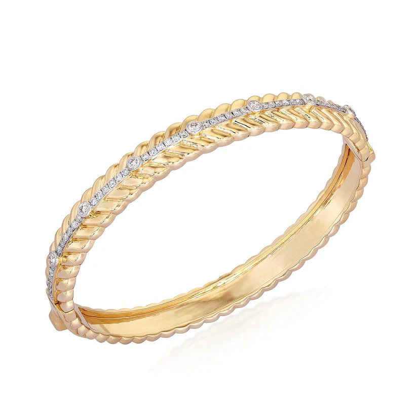 ROSEY CHEVRON DIAMOND BRACELET