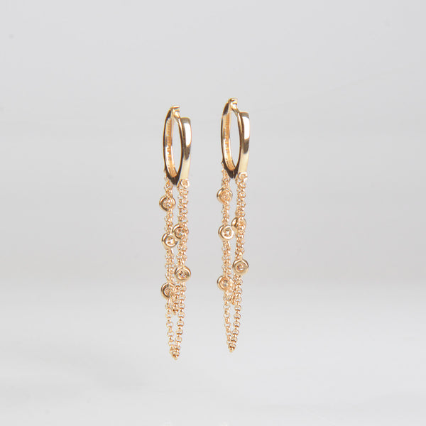 LIVY CHAIN DROP DIAMOND BEZEL HUGGIES