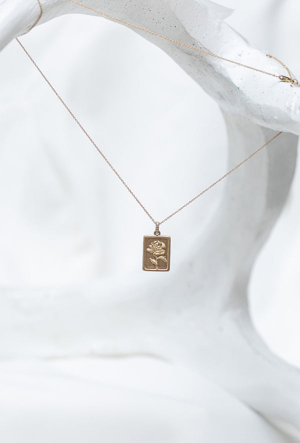 ROSE Rectangle Necklace