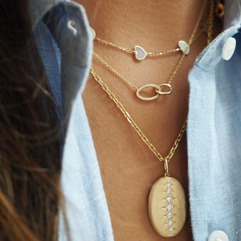 AD LUXE NECKLACES