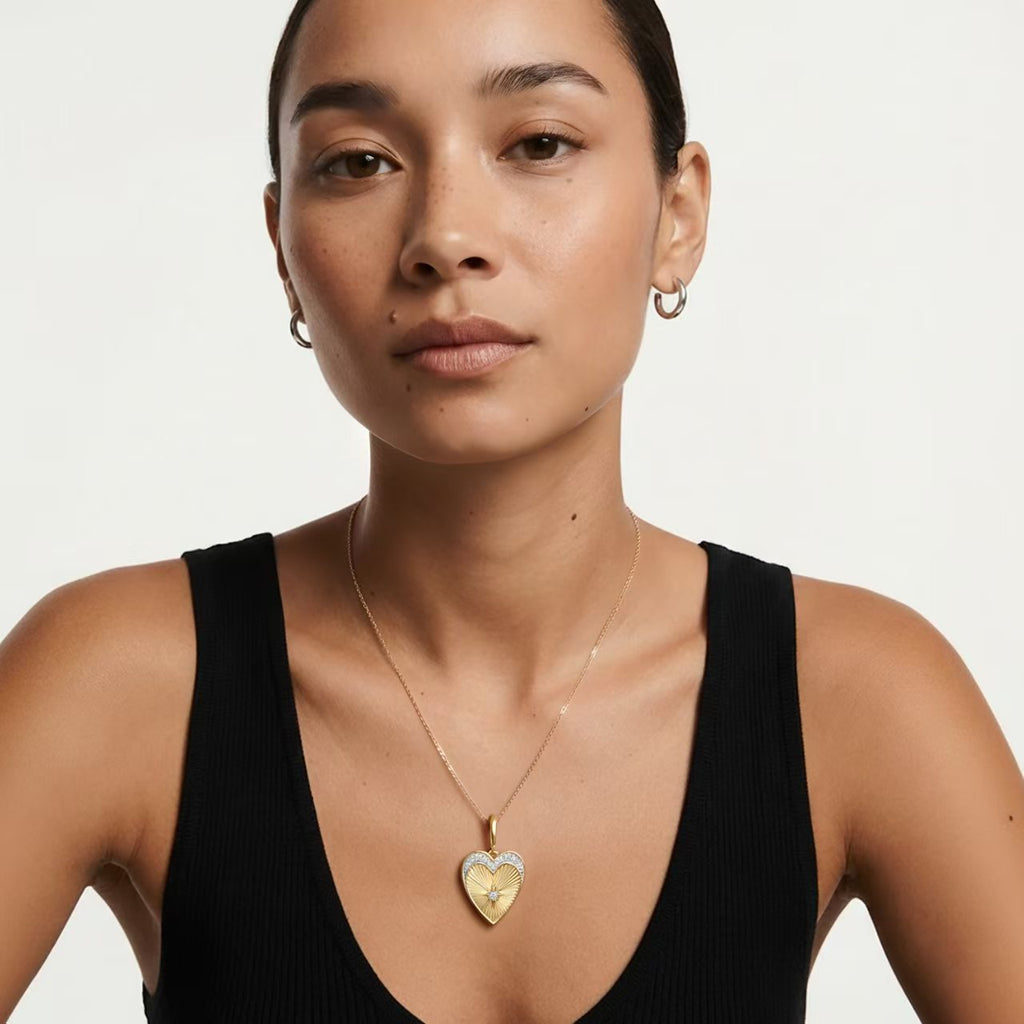 LIA FLUTED DIAMOND HEART NECKLACE.