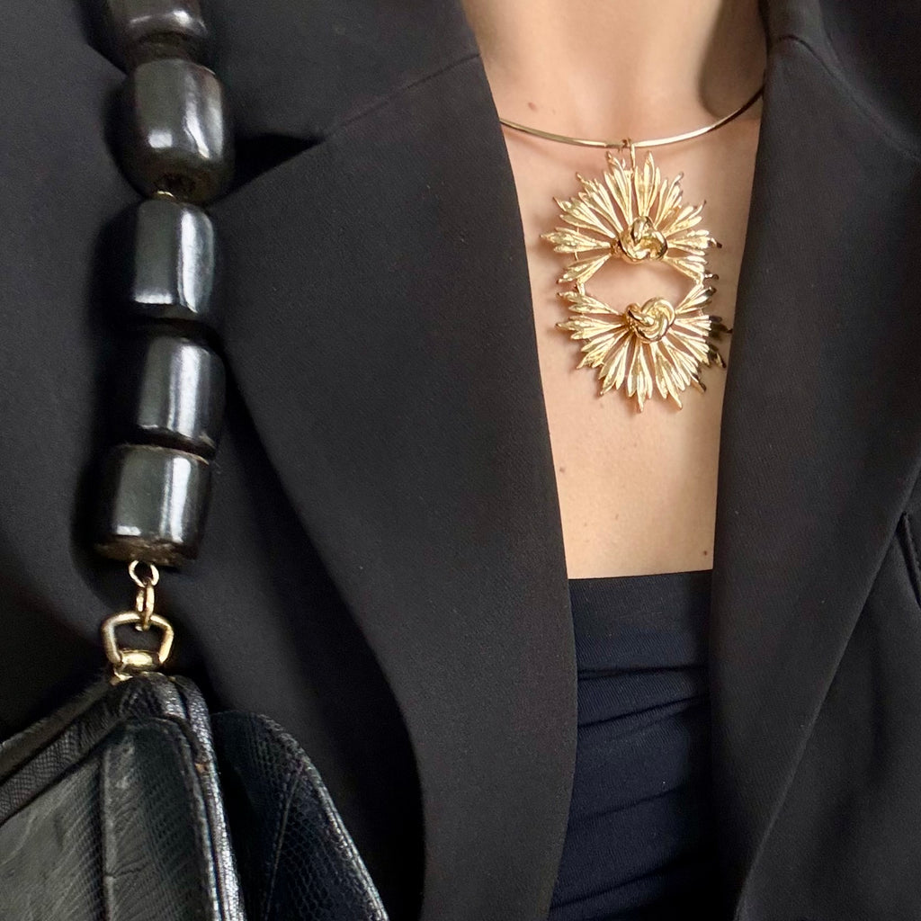 ROSEY DOUBLE FLOWER STATEMENT NECKLACE