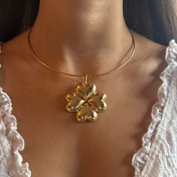 WILLA  CLOVER HEART PENDANT NECKLACE