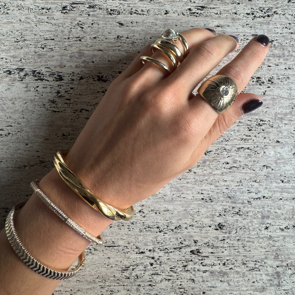 SAREE HAND CARVED  BURST STATEMENT RING