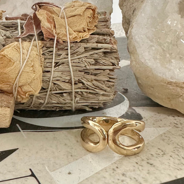 BRYNN TWO LOOP RING
