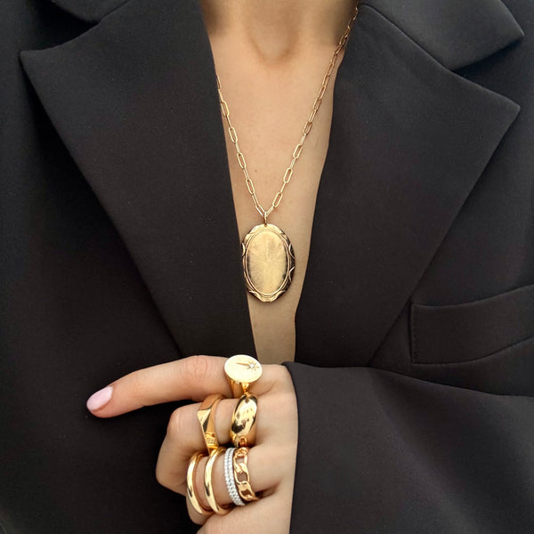 RYLEY OVAL DISC PENDANT