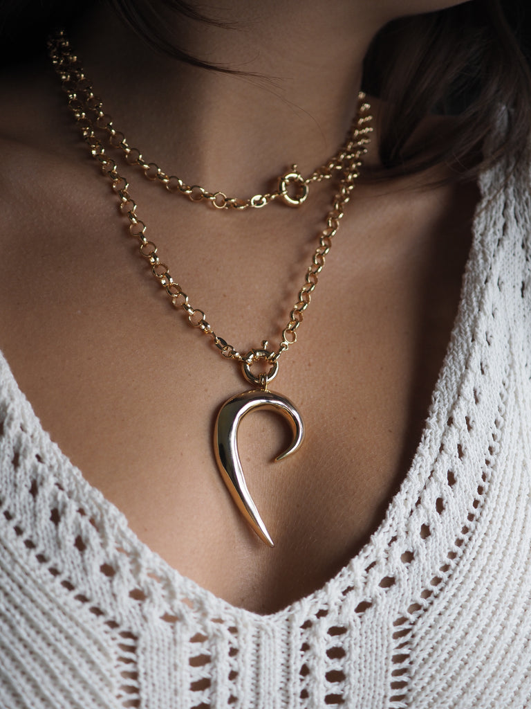 MIA DOUBLE CRESCENT NECKLACE