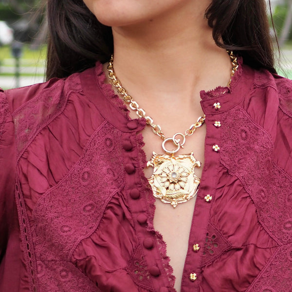 TESS FLORAL SHIELD STATEMENT NECKLACE