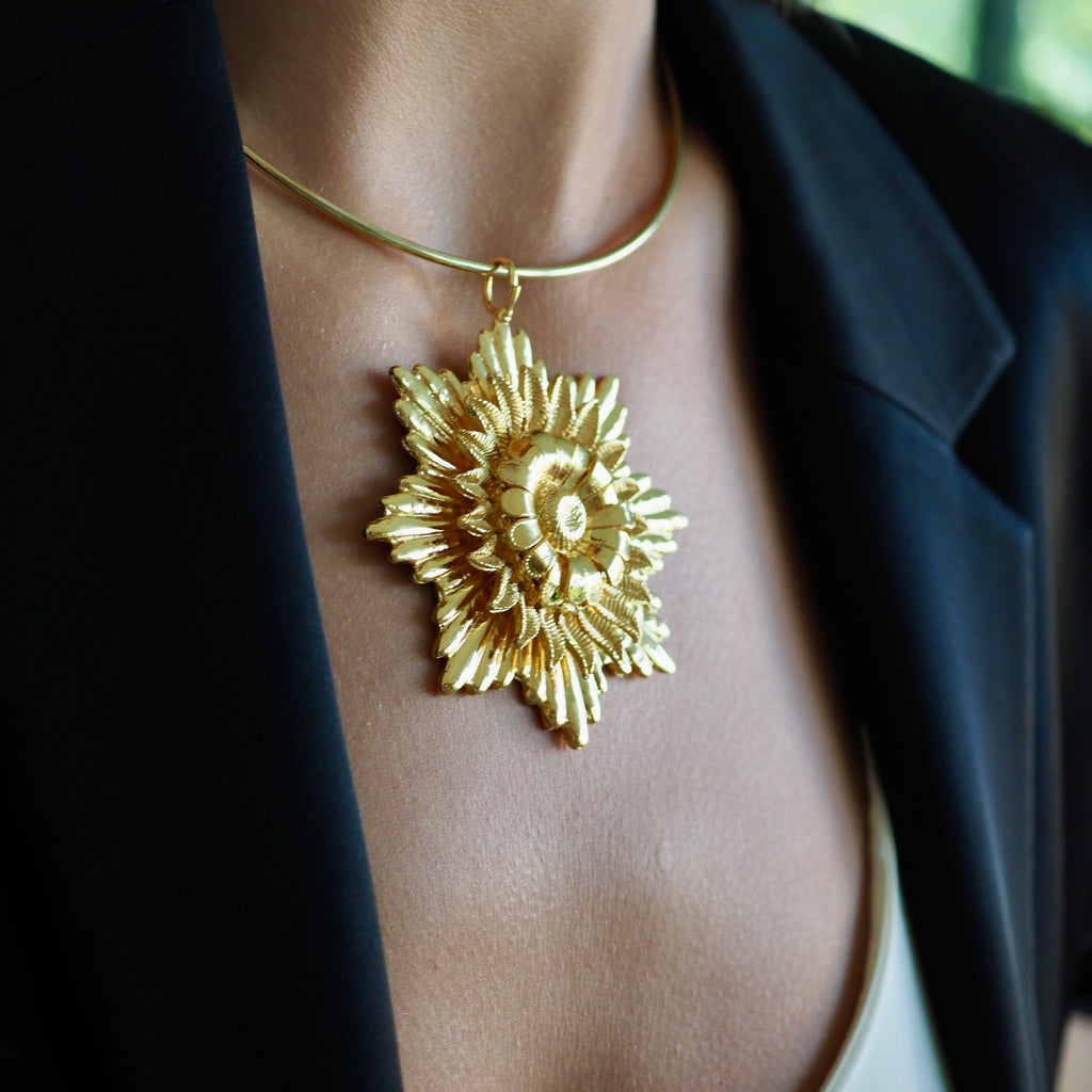 MYLES  FLORAL STATEMENT NECKLACE