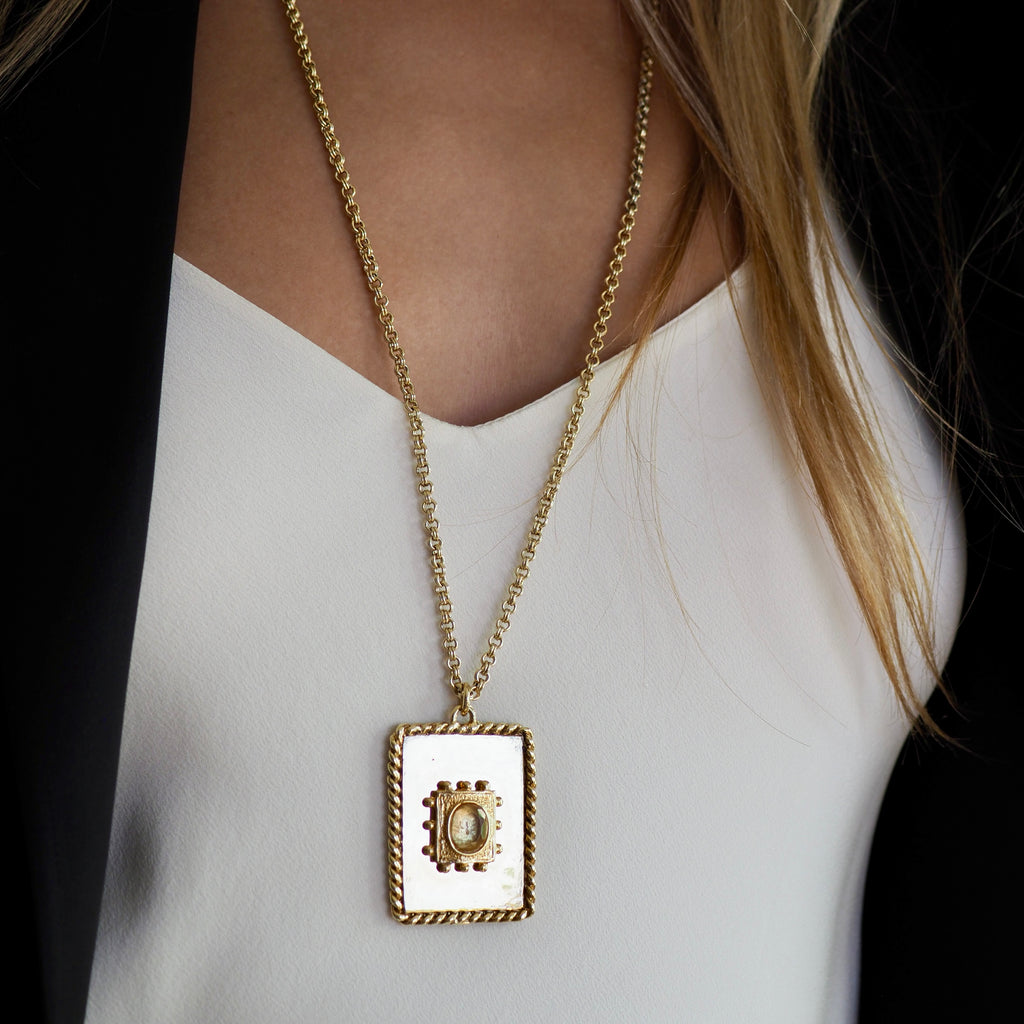 PACI DOTTED RECTANGLE NECKLACE