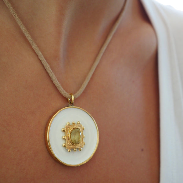 HENRIE DOTTED RECTANGLE CENTER WHITE ENAMEL DISC