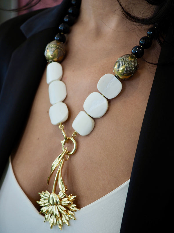 RYANN FLORAL STATEMENT BEADED  NECKLACE