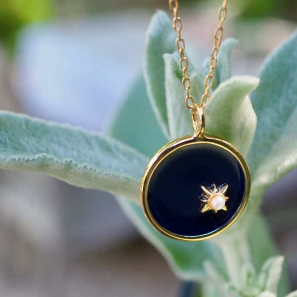 OLLIE ENAMEL BURST DISC NECKLACE