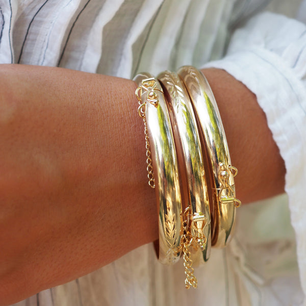 MADISON ETCHED BANGLE BRACELETS
