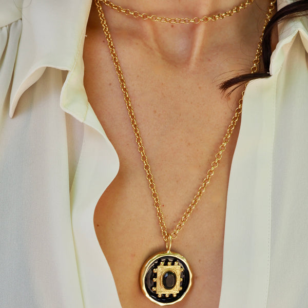 HENRIE BLACK DOTTED RECTANGLE ENAMEL DISC NECKLACE - 1"