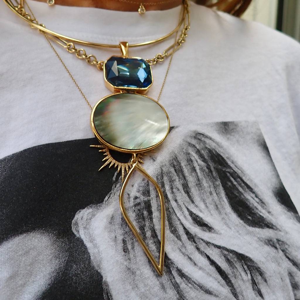 RENNY   MOTHER OF PEARL + BLUE TEAR DROP NECKLACE