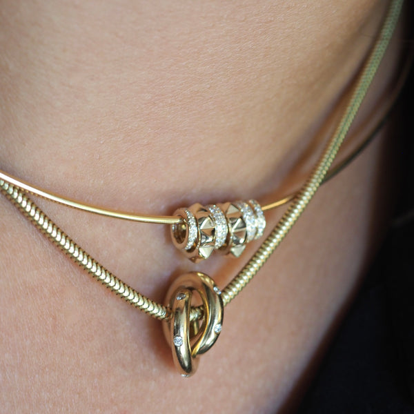 LILY SNAKE CHAIN NECKLACE