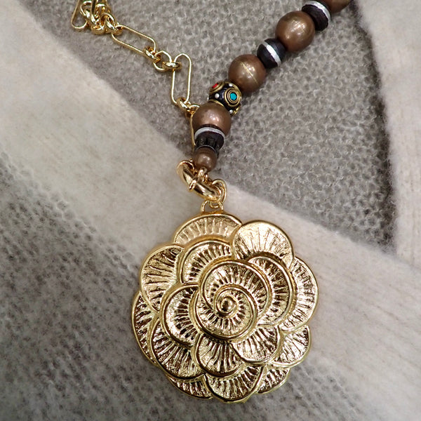 PHOEBE BEADED STATEMENT FLOWER NECKLACE