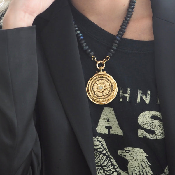 SAMMY ETCHED FLORAL BURST  NECKLACE