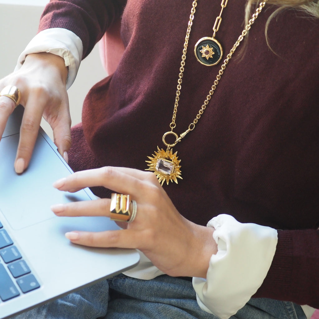 SAMANTHA MORGANITE  BURST  STATEMENT NECKLACE