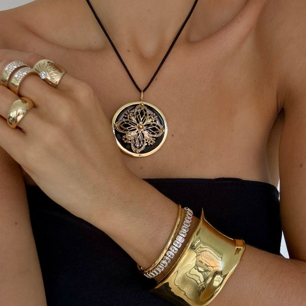 NAKITA  FILAGREE ENAMEL STATEMENT DISC NECKLACE