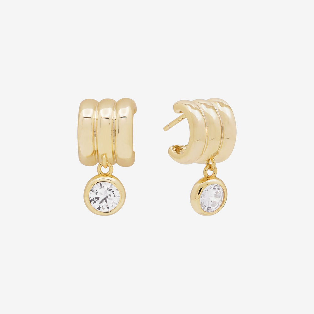 ROBYN HUGGIE EARRING