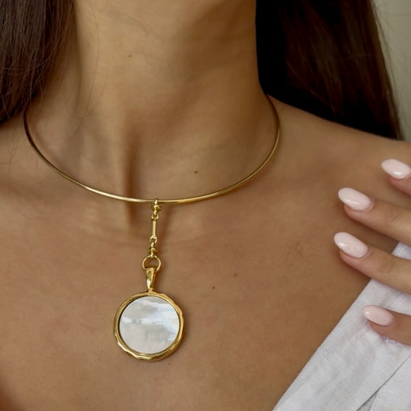 GEORGIA PEARL DROP  NECKLACE