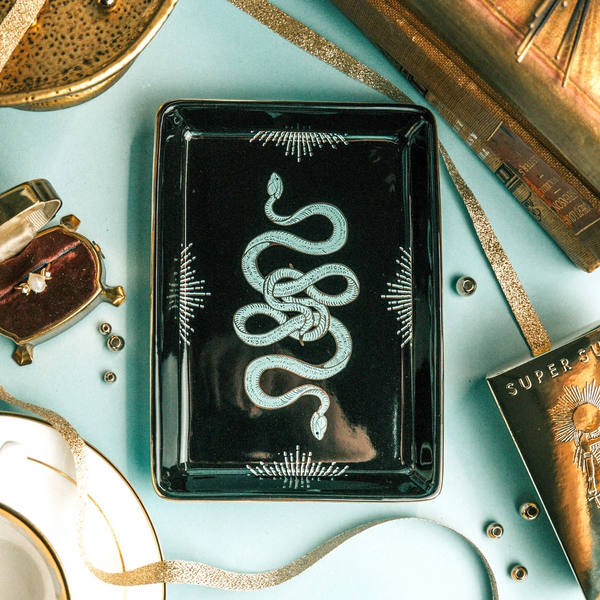 GOLDEN AGE SERPENT CERMAIC TRAY