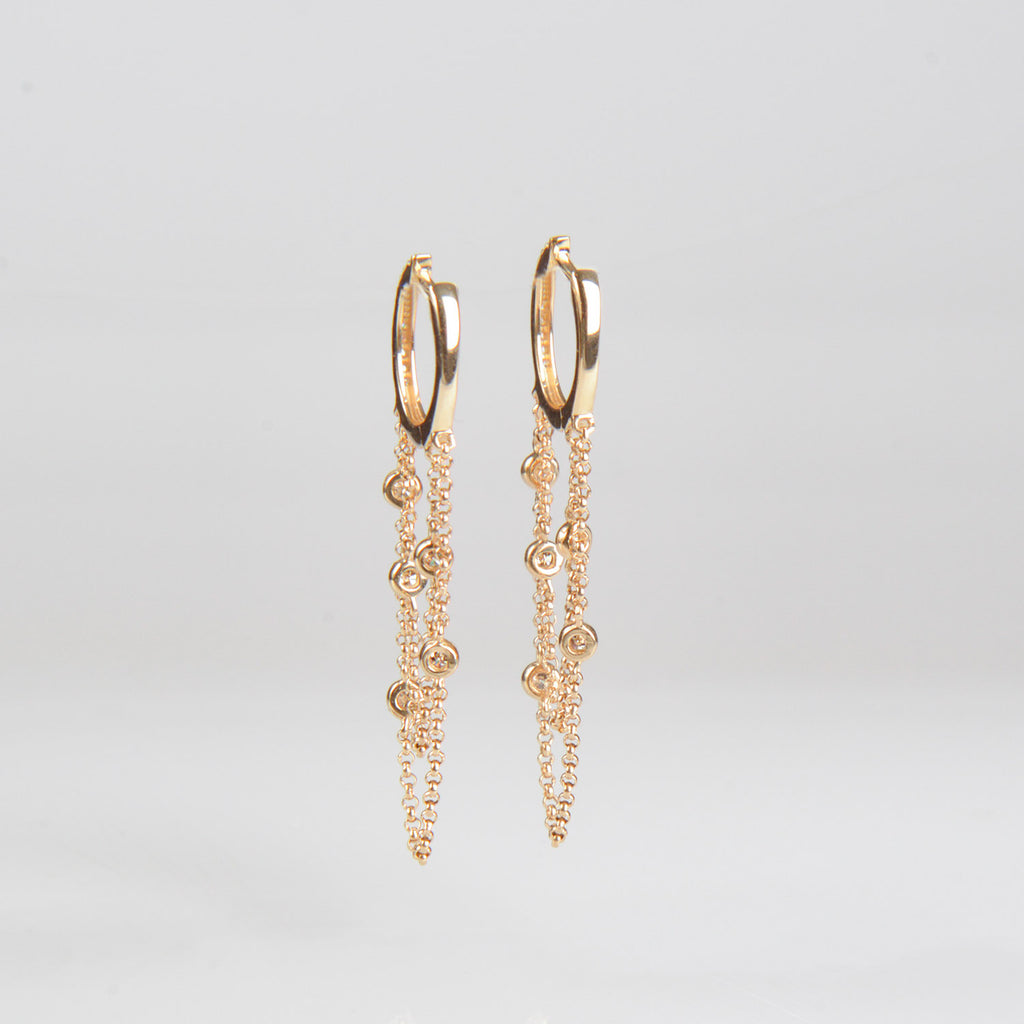 LIVY CHAIN DROP DIAMOND BEZEL HUGGIES