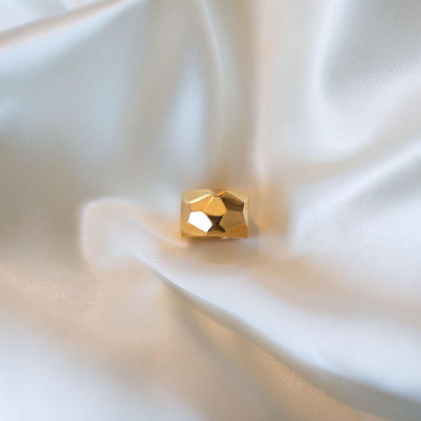 MOLLIE Statement Ring