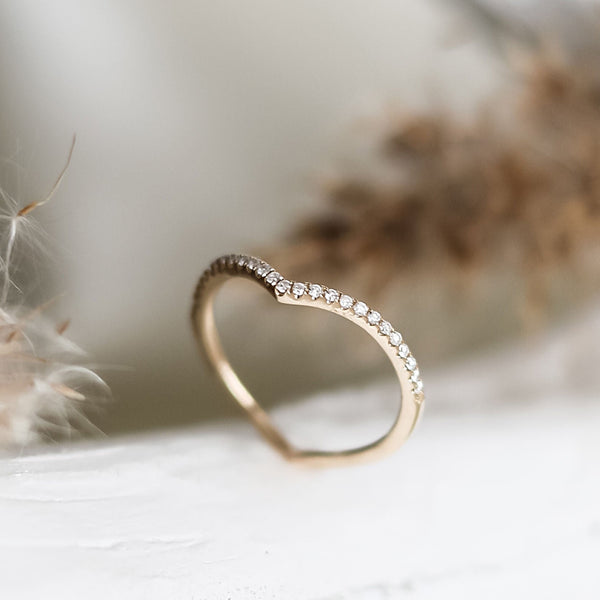DALIA CHEVRON DIAMOND RING