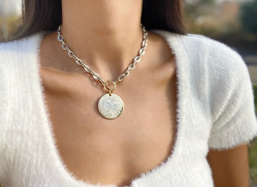 LIA Tiger Disc Necklace