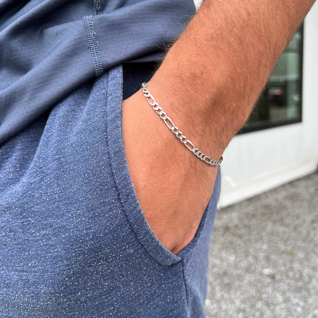 SIMSBURY CONCAVE FIGARO CHAIN BRACELET - 8"