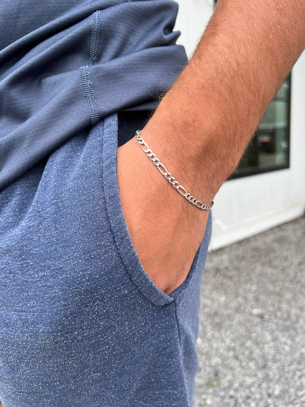 SIMSBURY Concave Figaro Chain Bracelet