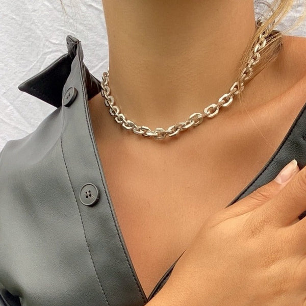 CARA LINK CHAIN NECKLACE