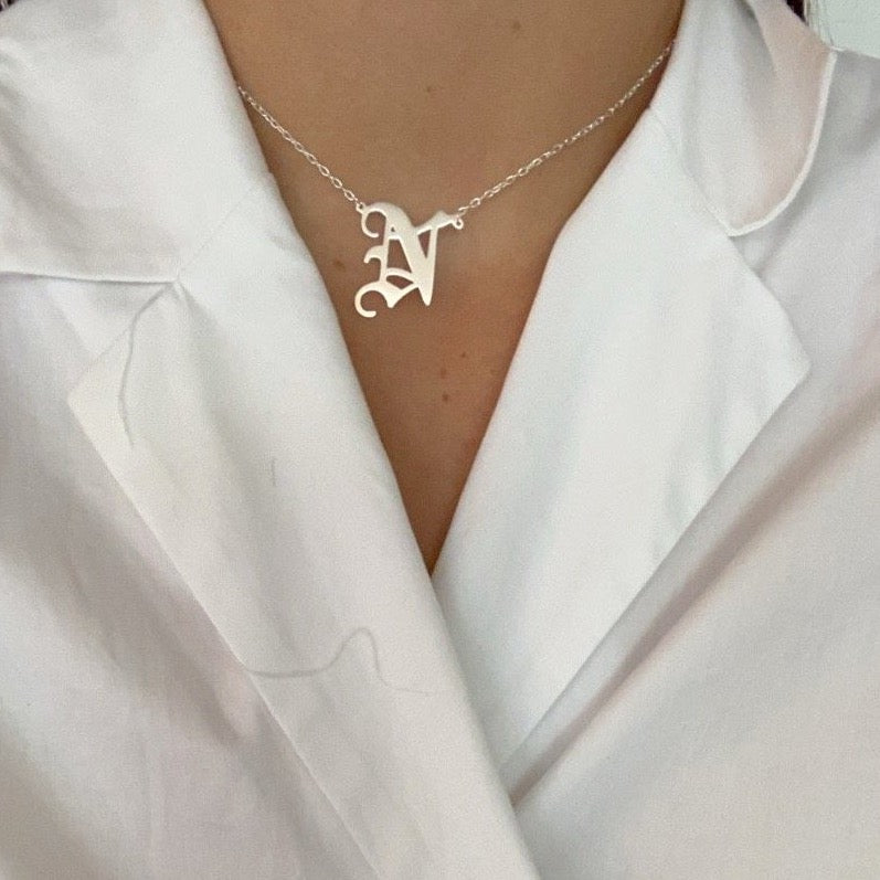 Old english N - Necklace
